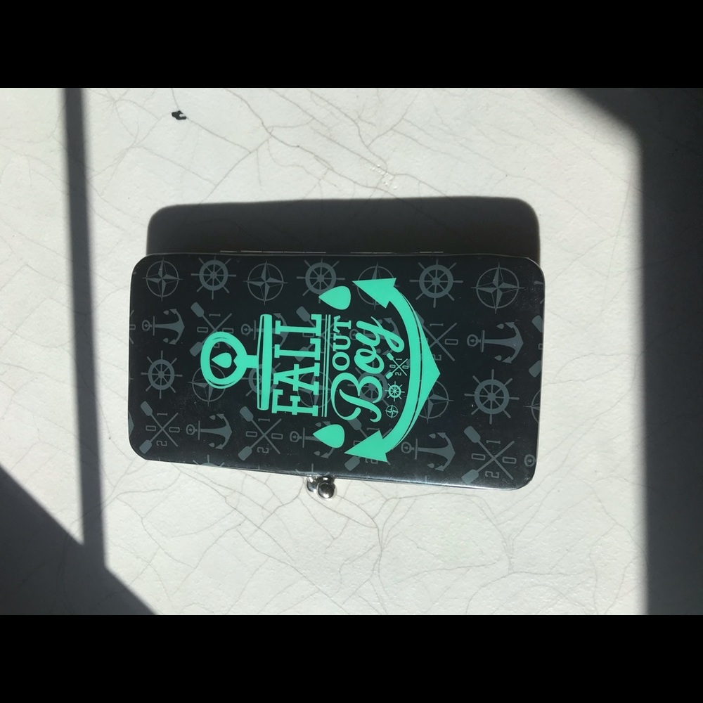 Wallet - Picture 2 of 8